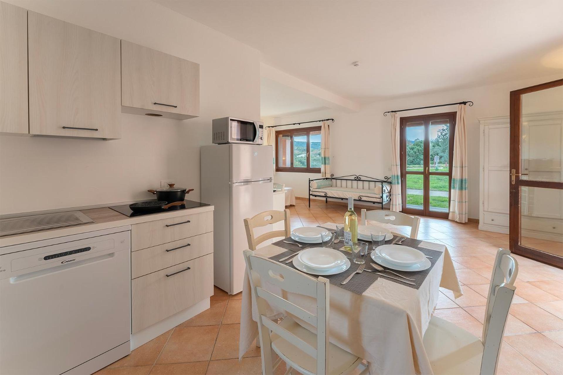 Residence Pierre & Vacances Vignola Mare Exteriör bild