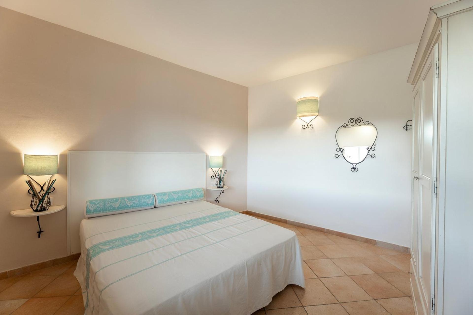 Residence Pierre & Vacances Vignola Mare Exteriör bild